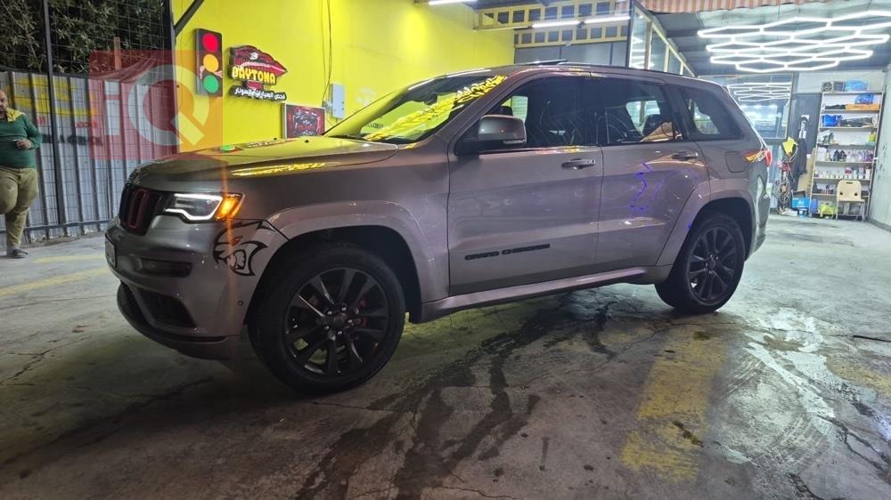 جيب جراند شيروكي